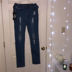 Fashion nova jeans (B.OB. Brand) NEVER WORN.